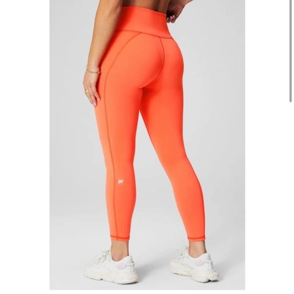 Fabletics Pants - NWT Fabletics 7/8 leggings